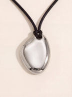 Églantine Necklace