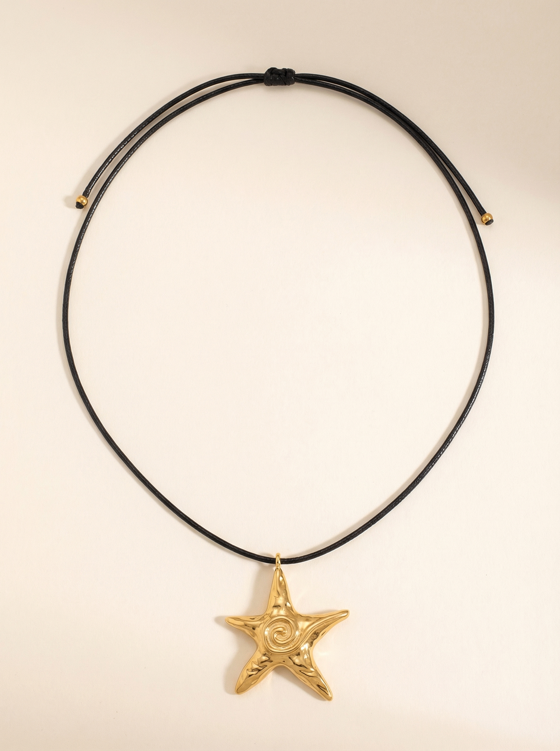 Evasion Necklace