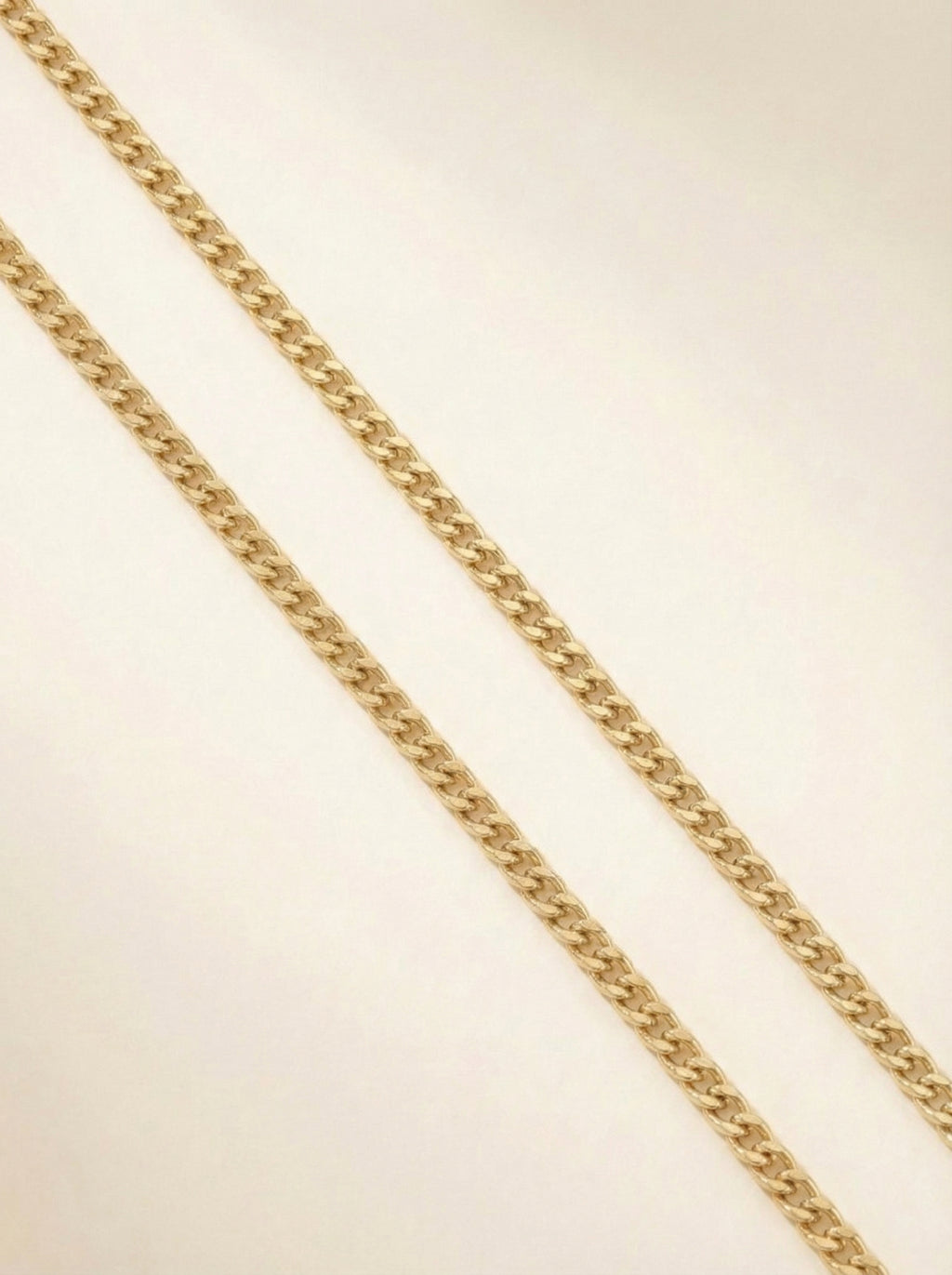 Moi Necklace