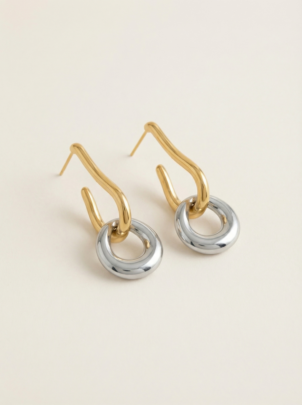Élan Earrings